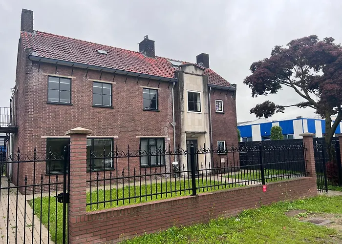 Kess Maison, Gehele Villa Met Sauna En Dakterras Enschede
